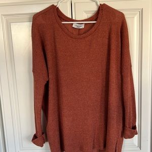 Carly Jean knit top- M